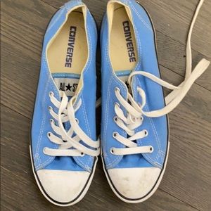 Blue women’s converse